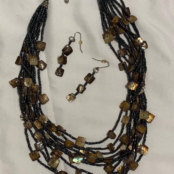 Croft and Barrow Necklace and earring set - Picture 1 of 4